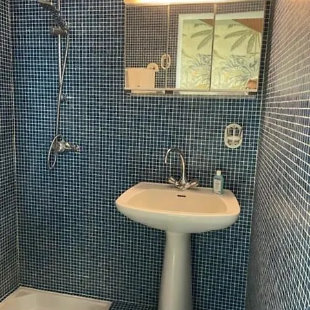 Dans Maison D 'architect * Latronquière